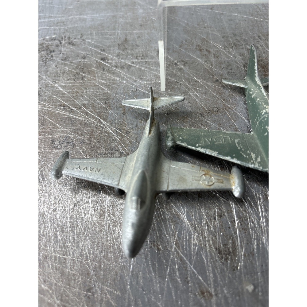 Vintage Tootsie Toy Plane F9F-2 Navy Panther X2 Cargo Ship Midgetoy Metal Toys - Picture 3 of 10